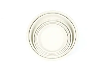 27cm Terracotta Saucer White