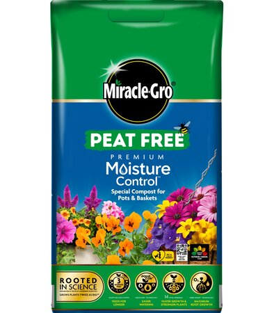 Miracle-Gro Moisture Control Peat Free 10 Litre - image 1